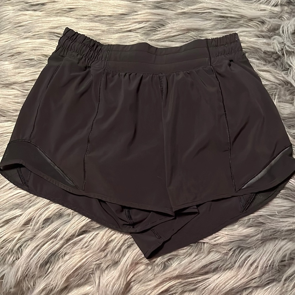 Black lululemon Hotty Hot 4” inseam short. Size 6 regular